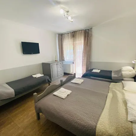 بيت ضيافة Linton Apartmanhaz 3*